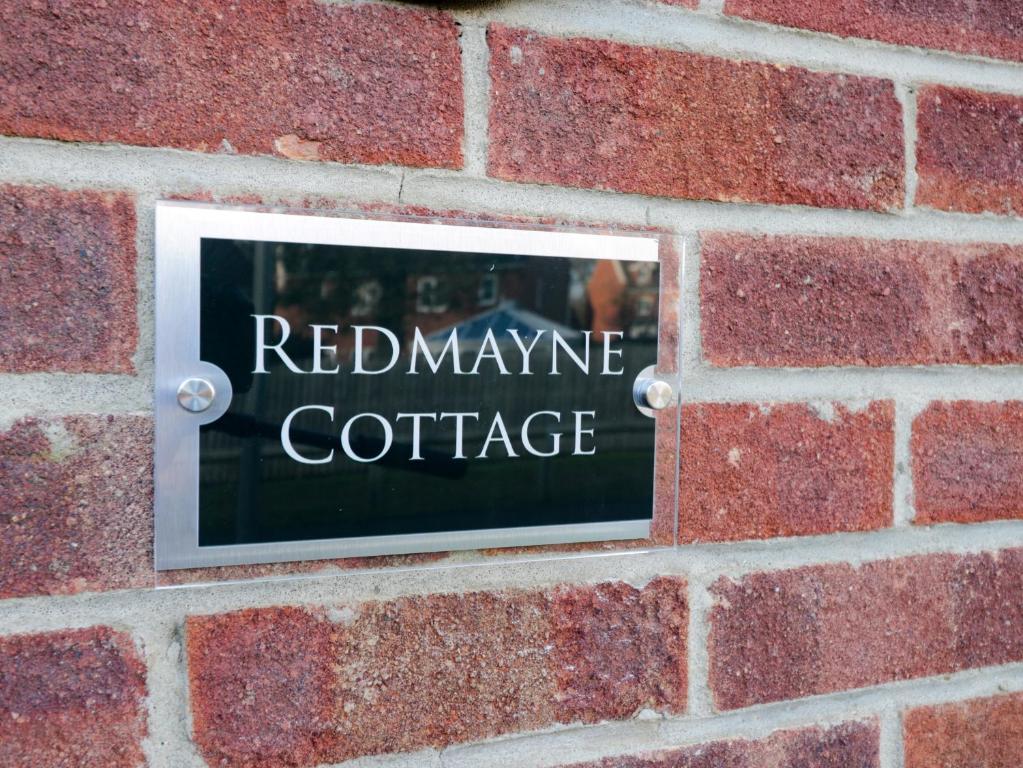 Redmayne Cottage room 1